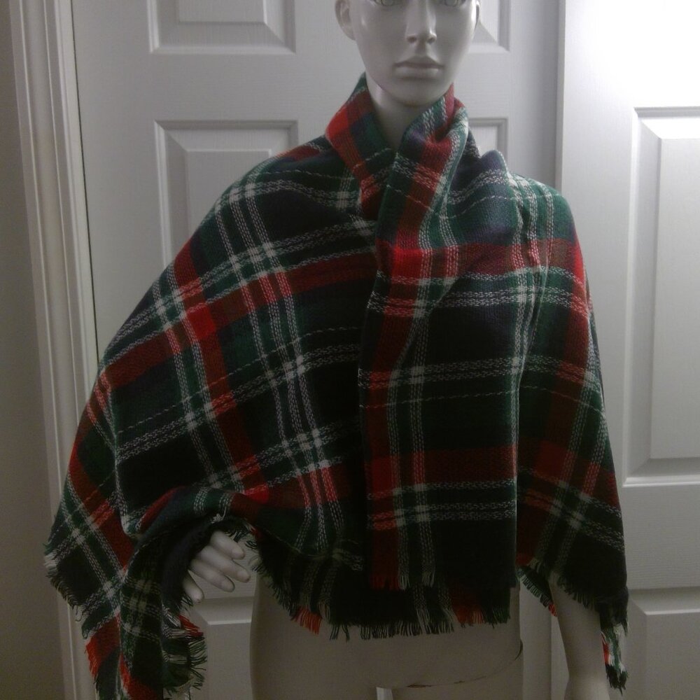 NEW the Paper Store PLAID Blanket SCARF Navy Red Green Large - Picture 2 of 10